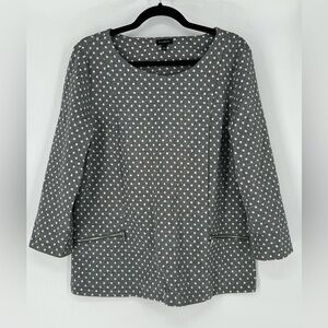 TALBOTS NWOT PULLOVER TOP GREY METALLIC W/WHITE‎ POLKA  DOTS, 2 ZIPPERED POCKETS